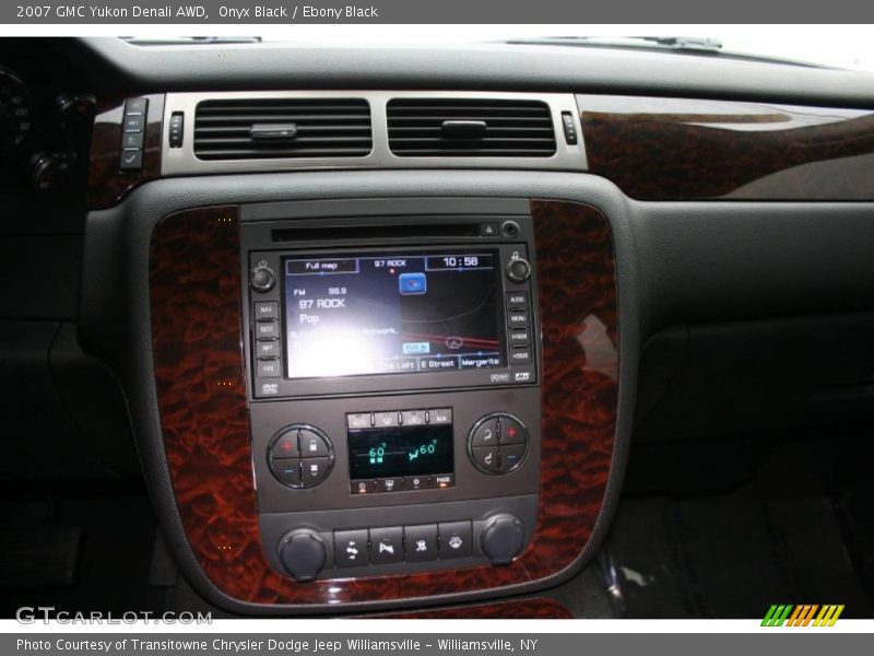 Onyx Black / Ebony Black 2007 GMC Yukon Denali AWD
