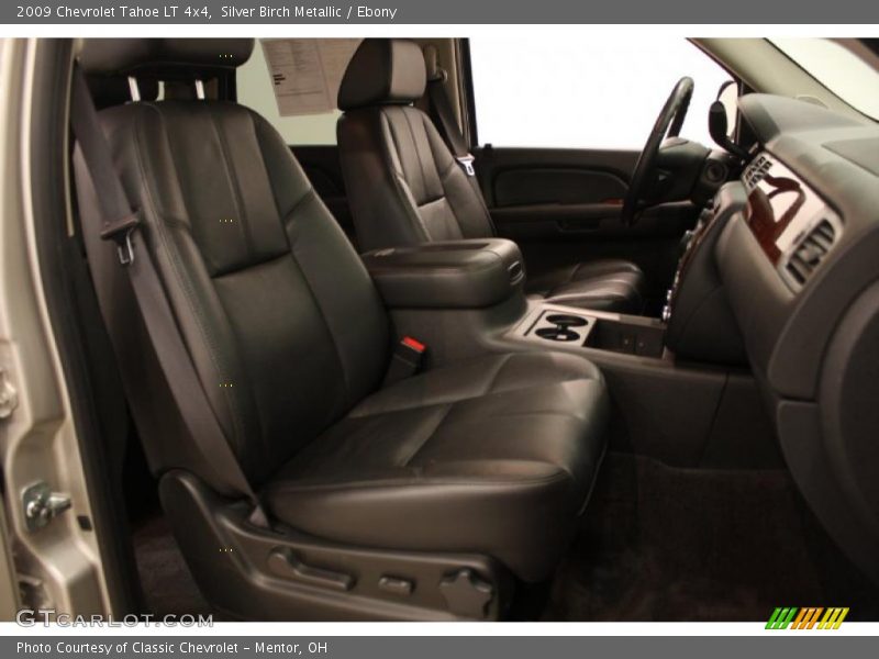Silver Birch Metallic / Ebony 2009 Chevrolet Tahoe LT 4x4