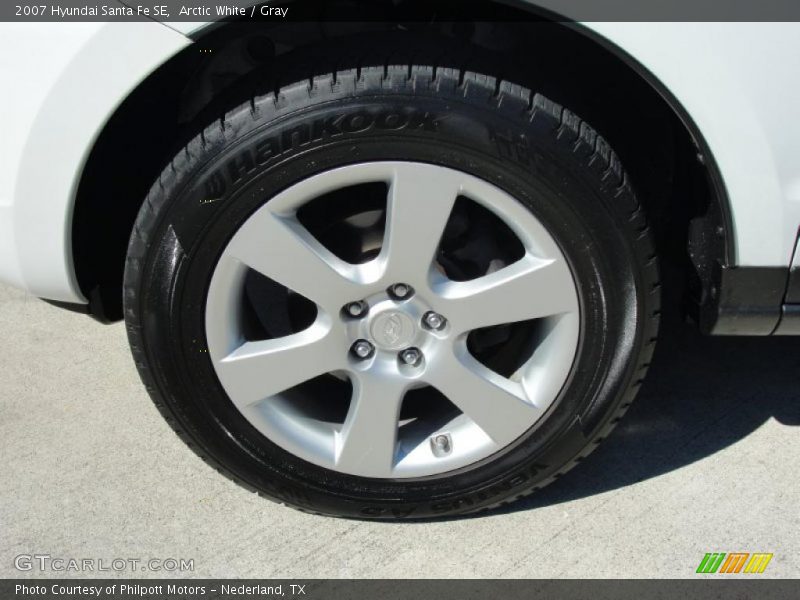 Arctic White / Gray 2007 Hyundai Santa Fe SE