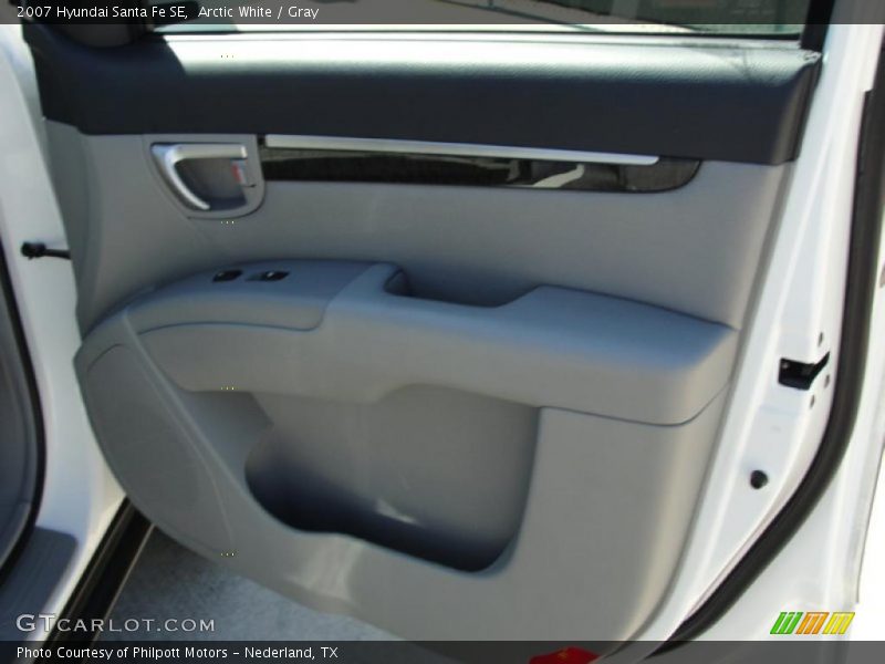 Arctic White / Gray 2007 Hyundai Santa Fe SE