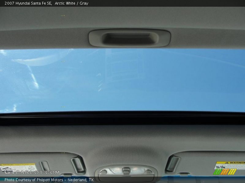 Arctic White / Gray 2007 Hyundai Santa Fe SE