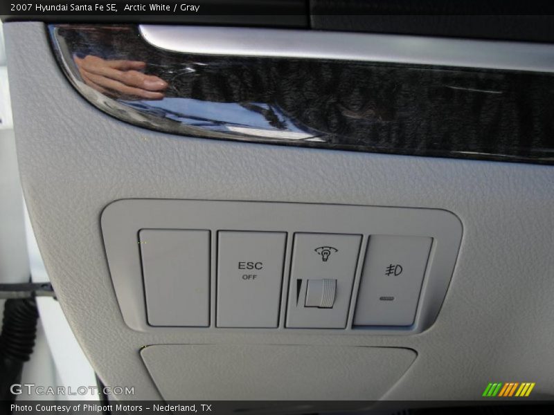 Arctic White / Gray 2007 Hyundai Santa Fe SE