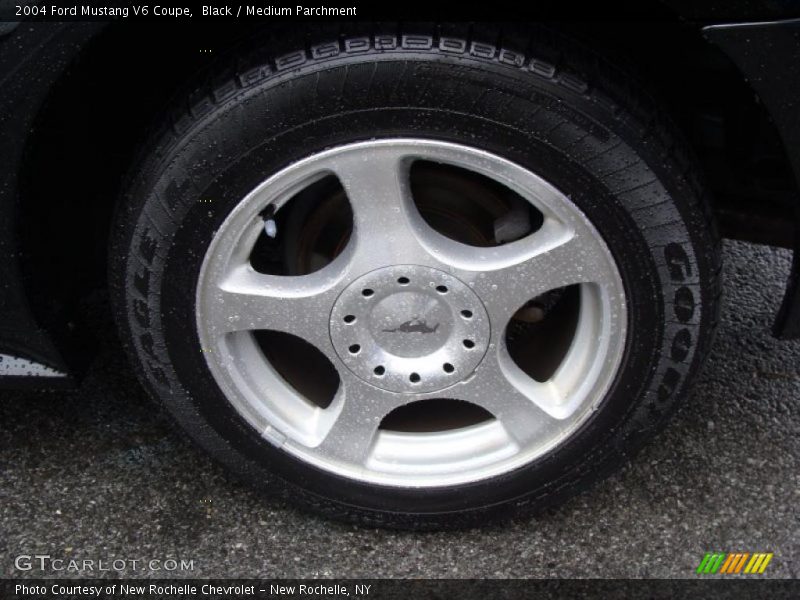 Black / Medium Parchment 2004 Ford Mustang V6 Coupe