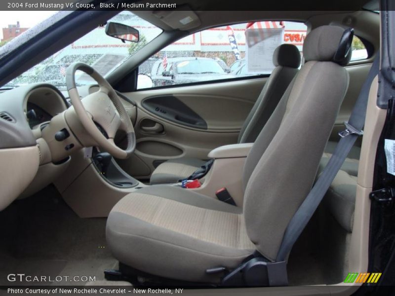 Black / Medium Parchment 2004 Ford Mustang V6 Coupe