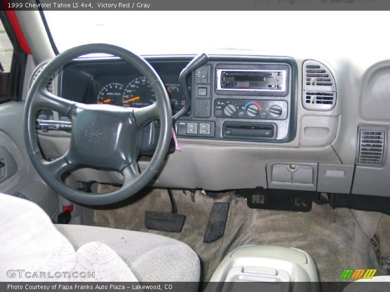 Victory Red / Gray 1999 Chevrolet Tahoe LS 4x4