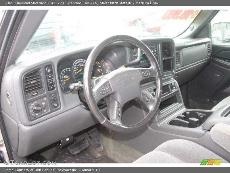 Silver Birch Metallic / Medium Gray 2005 Chevrolet Silverado 1500 Z71 Extended Cab 4x4