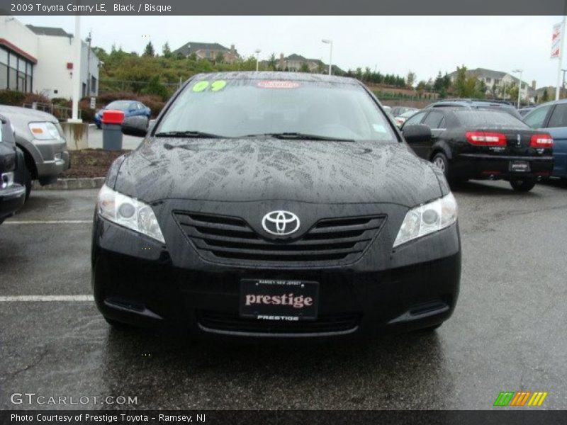 Black / Bisque 2009 Toyota Camry LE