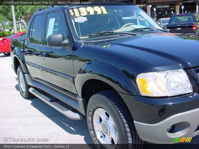 Black / Medium Pebble 2003 Ford Explorer Sport Trac XLT