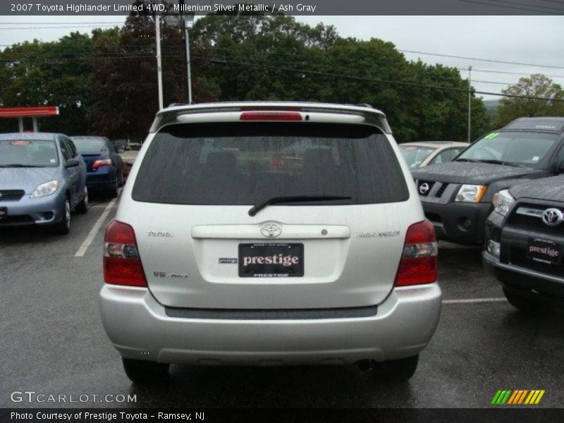 Millenium Silver Metallic / Ash Gray 2007 Toyota Highlander Limited 4WD