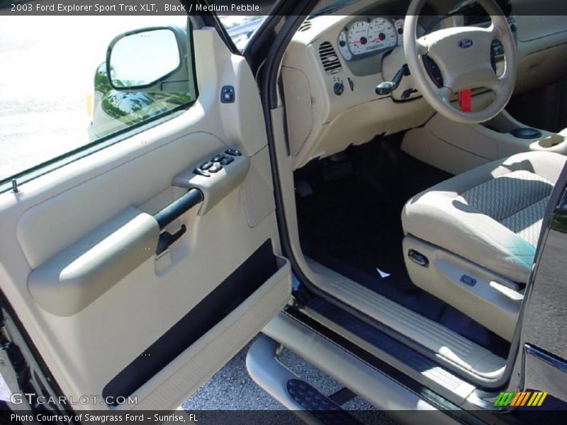 Black / Medium Pebble 2003 Ford Explorer Sport Trac XLT