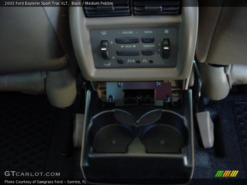 Black / Medium Pebble 2003 Ford Explorer Sport Trac XLT