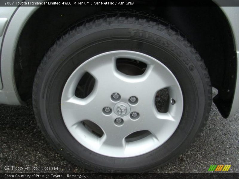 Millenium Silver Metallic / Ash Gray 2007 Toyota Highlander Limited 4WD