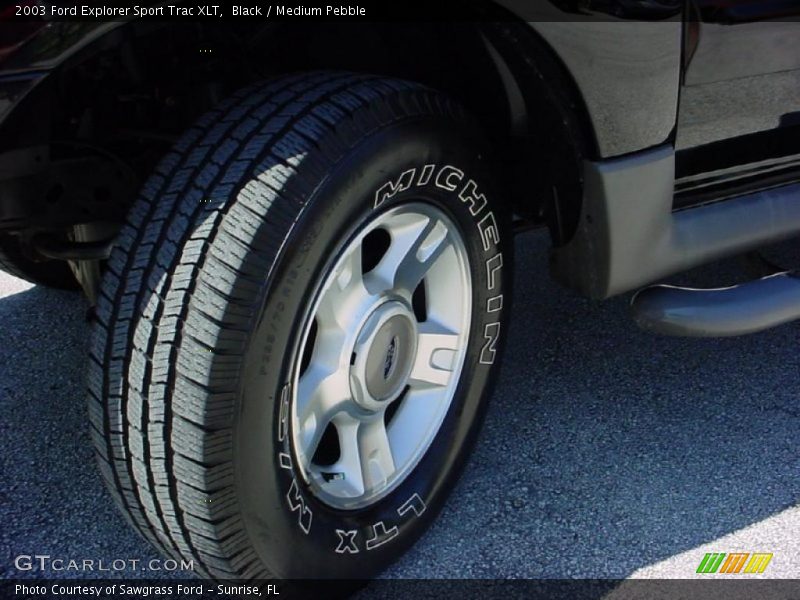 Black / Medium Pebble 2003 Ford Explorer Sport Trac XLT