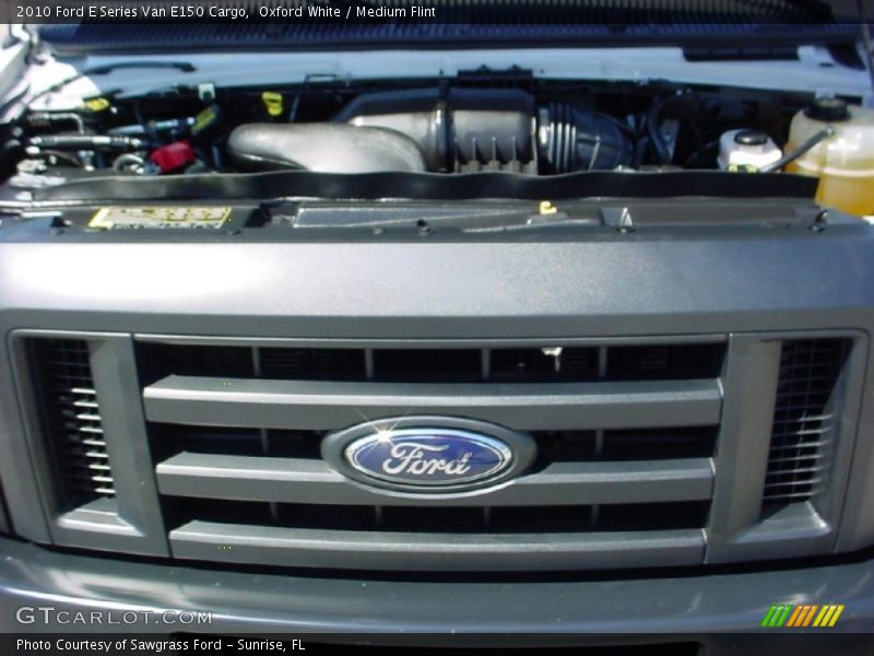 Oxford White / Medium Flint 2010 Ford E Series Van E150 Cargo