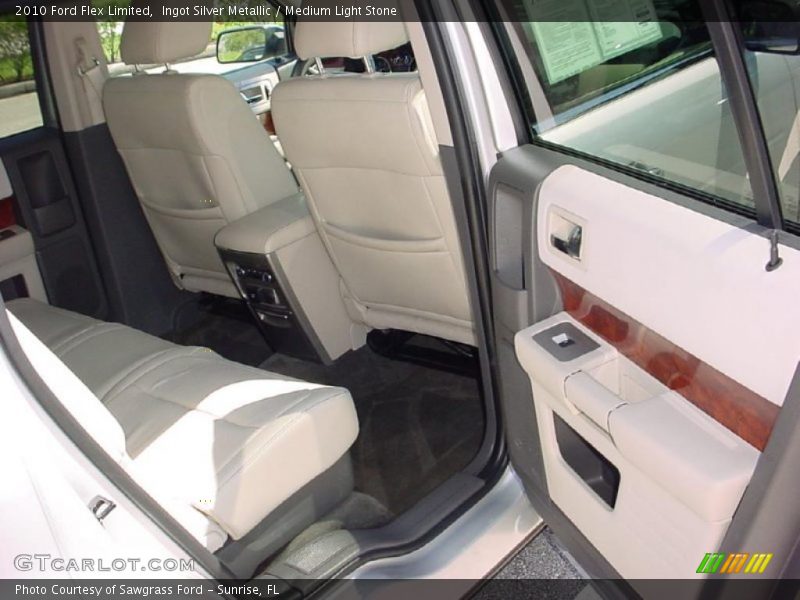 Ingot Silver Metallic / Medium Light Stone 2010 Ford Flex Limited