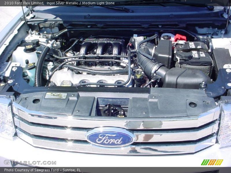 Ingot Silver Metallic / Medium Light Stone 2010 Ford Flex Limited