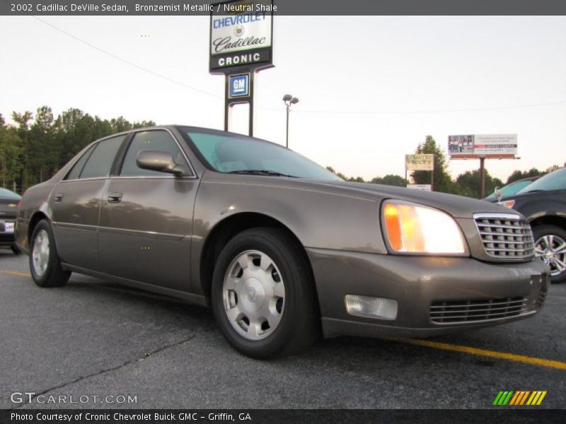 Bronzemist Metallic / Neutral Shale 2002 Cadillac DeVille Sedan