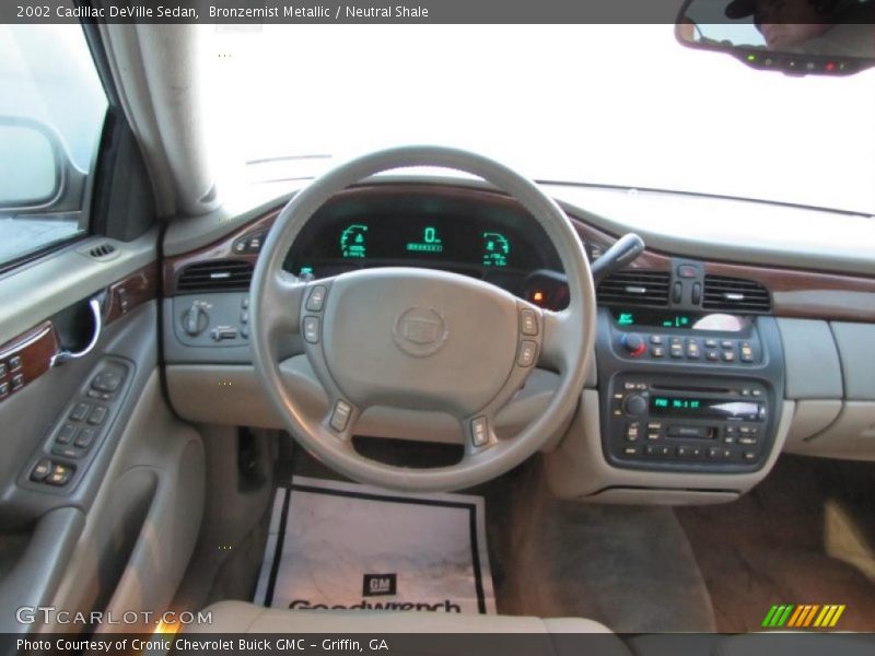 Bronzemist Metallic / Neutral Shale 2002 Cadillac DeVille Sedan