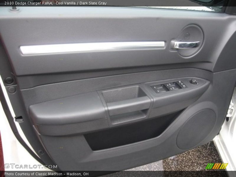 Cool Vanilla / Dark Slate Gray 2010 Dodge Charger Rallye