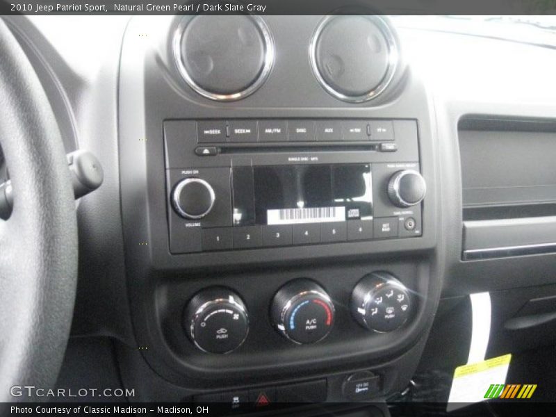 Natural Green Pearl / Dark Slate Gray 2010 Jeep Patriot Sport