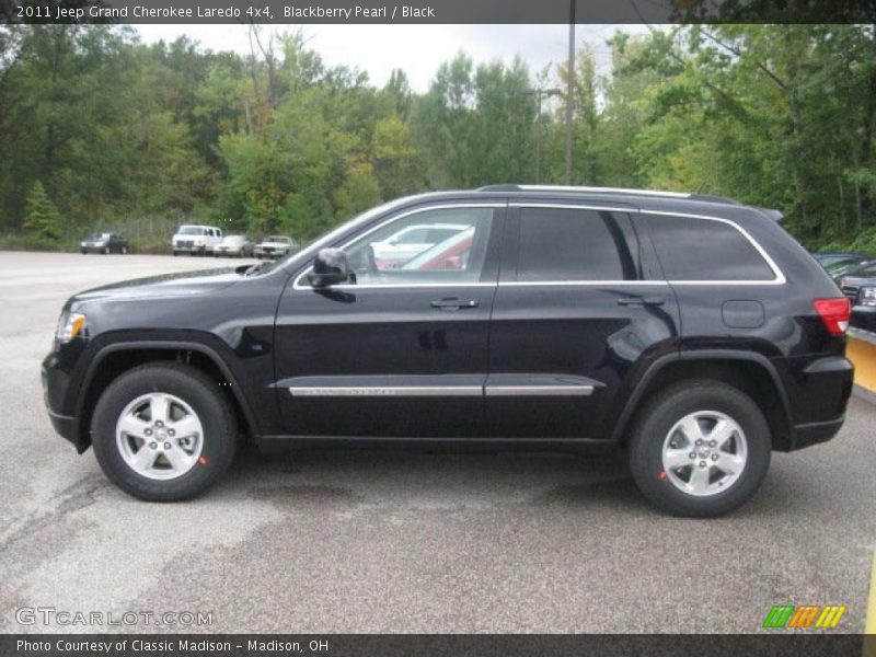 Blackberry Pearl / Black 2011 Jeep Grand Cherokee Laredo 4x4