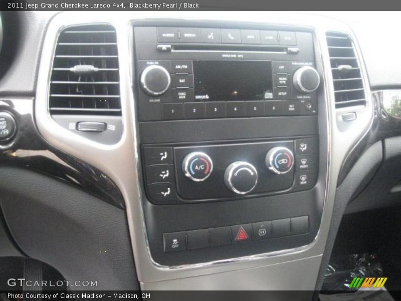 Blackberry Pearl / Black 2011 Jeep Grand Cherokee Laredo 4x4