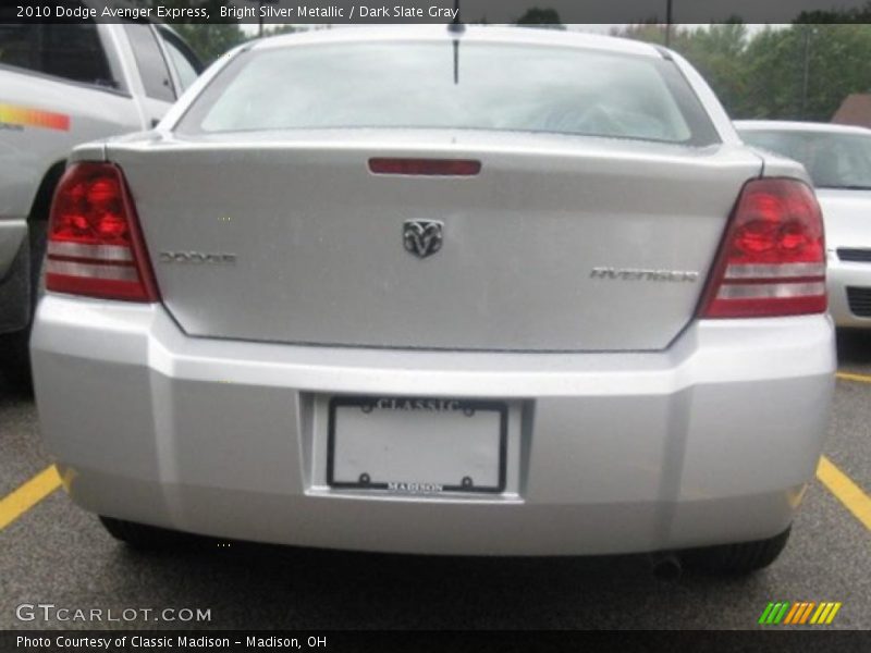 Bright Silver Metallic / Dark Slate Gray 2010 Dodge Avenger Express