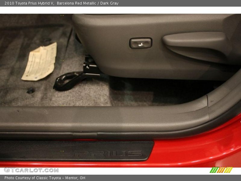 Barcelona Red Metallic / Dark Gray 2010 Toyota Prius Hybrid V