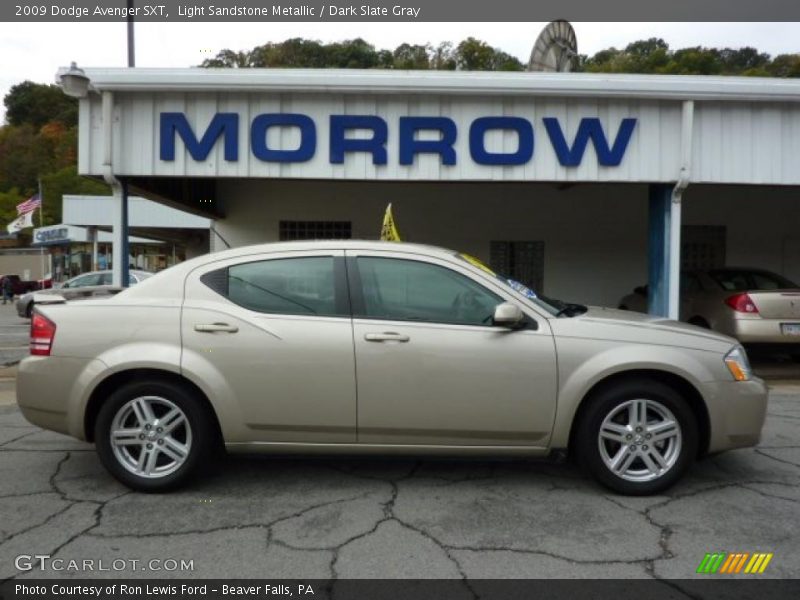 Light Sandstone Metallic / Dark Slate Gray 2009 Dodge Avenger SXT