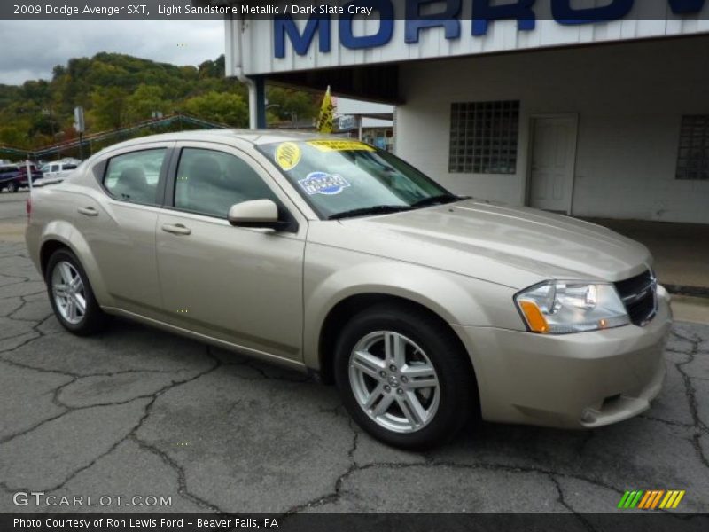 Light Sandstone Metallic / Dark Slate Gray 2009 Dodge Avenger SXT