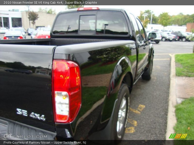 Super Black / Graphite 2010 Nissan Frontier SE V6 King Cab 4x4