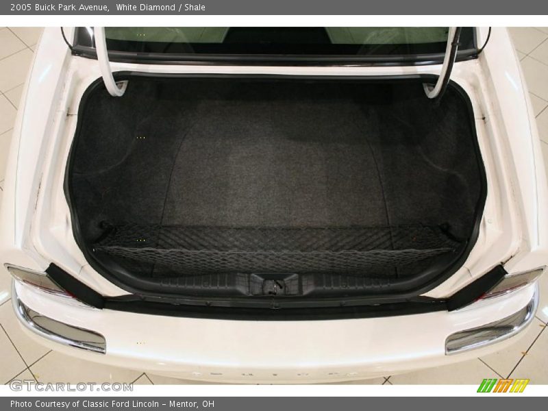 White Diamond / Shale 2005 Buick Park Avenue