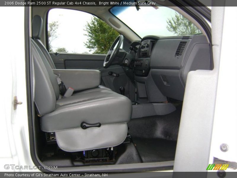 Bright White / Medium Slate Gray 2006 Dodge Ram 2500 ST Regular Cab 4x4 Chassis