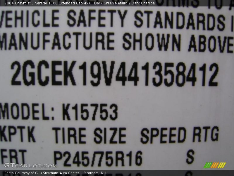Dark Green Metallic / Dark Charcoal 2004 Chevrolet Silverado 1500 Extended Cab 4x4
