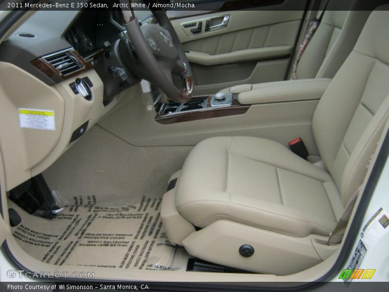 Arctic White / Almond/Mocha 2011 Mercedes-Benz E 350 Sedan