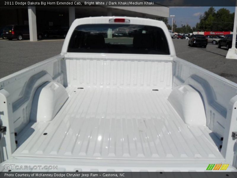 Bright White / Dark Khaki/Medium Khaki 2011 Dodge Dakota Big Horn Extended Cab