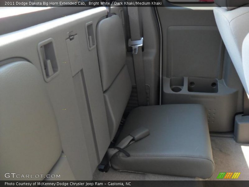 Bright White / Dark Khaki/Medium Khaki 2011 Dodge Dakota Big Horn Extended Cab