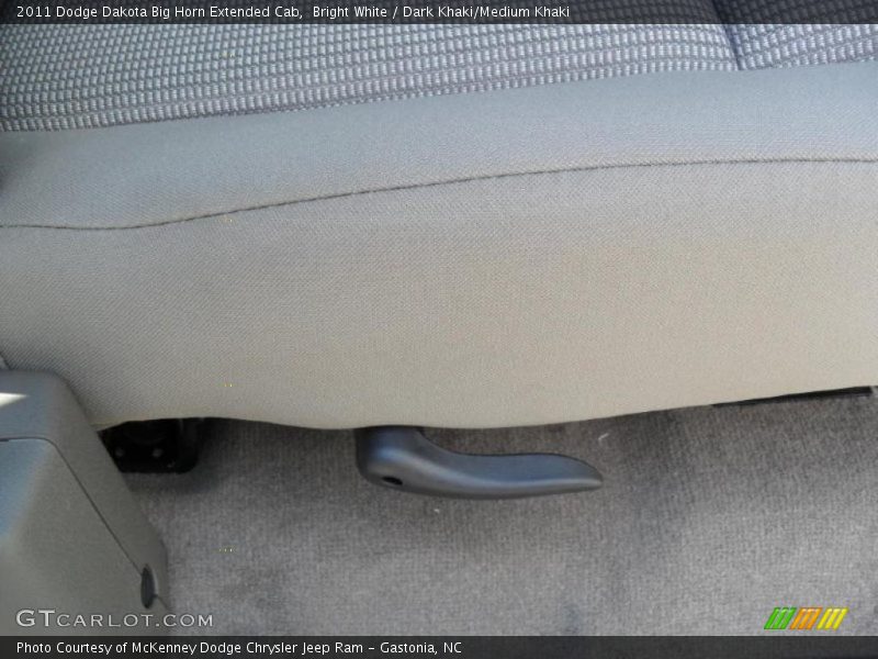 Bright White / Dark Khaki/Medium Khaki 2011 Dodge Dakota Big Horn Extended Cab