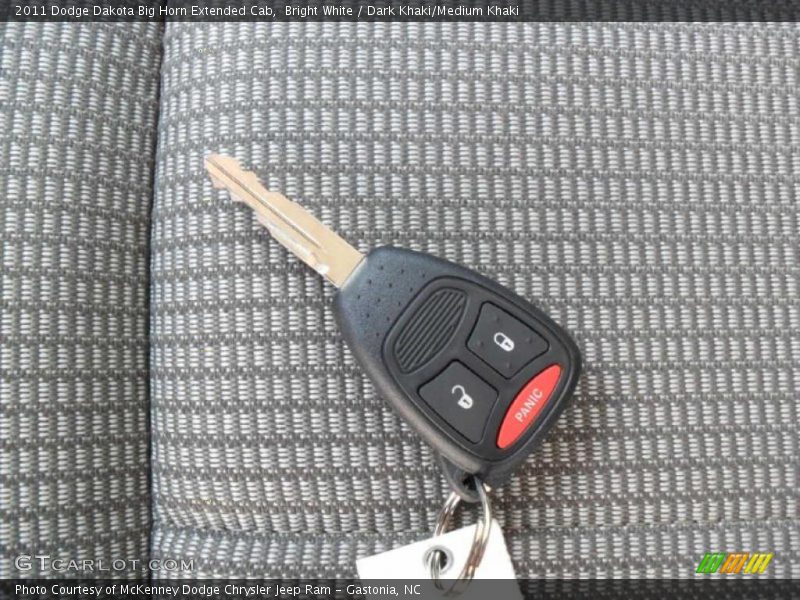 Bright White / Dark Khaki/Medium Khaki 2011 Dodge Dakota Big Horn Extended Cab
