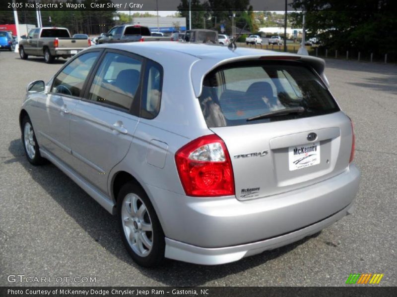 Clear Silver / Gray 2005 Kia Spectra 5 Wagon
