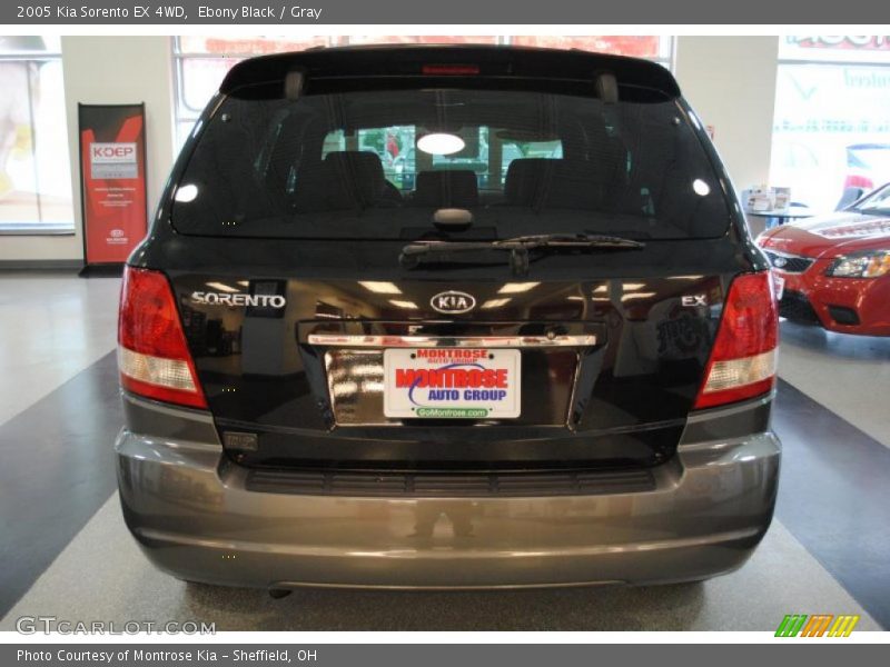 Ebony Black / Gray 2005 Kia Sorento EX 4WD
