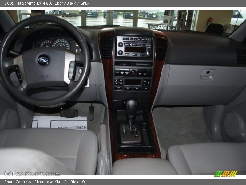 Ebony Black / Gray 2005 Kia Sorento EX 4WD