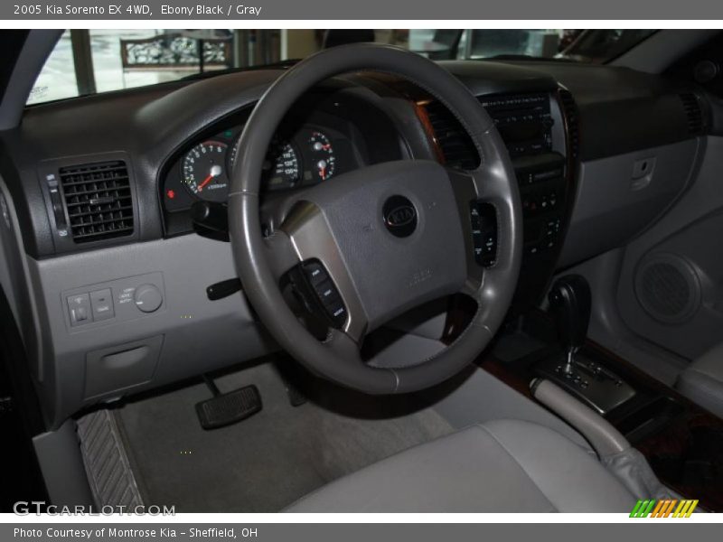 Ebony Black / Gray 2005 Kia Sorento EX 4WD