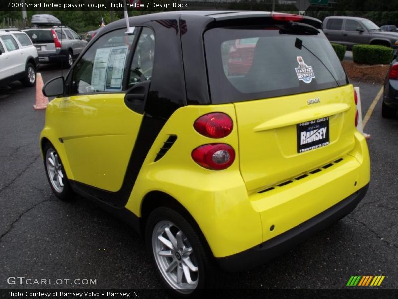 Light Yellow / Design Black 2008 Smart fortwo passion coupe