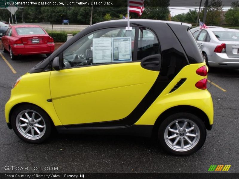 Light Yellow / Design Black 2008 Smart fortwo passion coupe