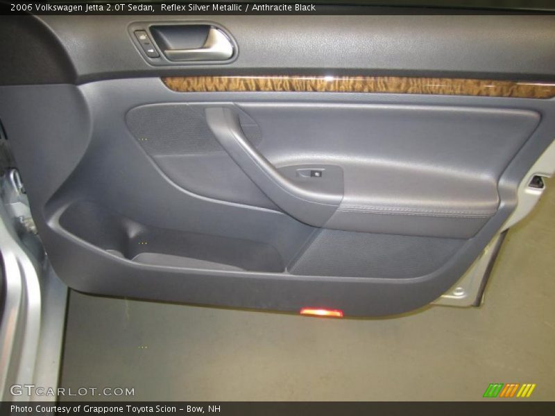 Reflex Silver Metallic / Anthracite Black 2006 Volkswagen Jetta 2.0T Sedan