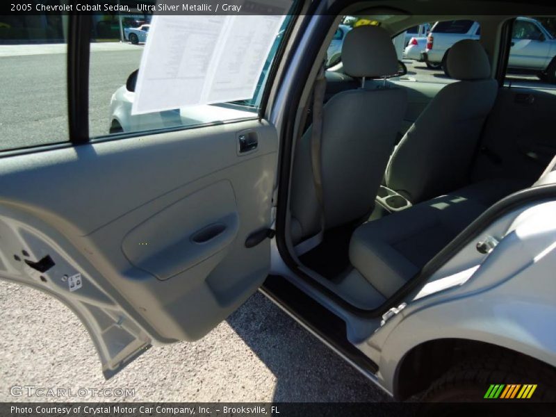 Ultra Silver Metallic / Gray 2005 Chevrolet Cobalt Sedan