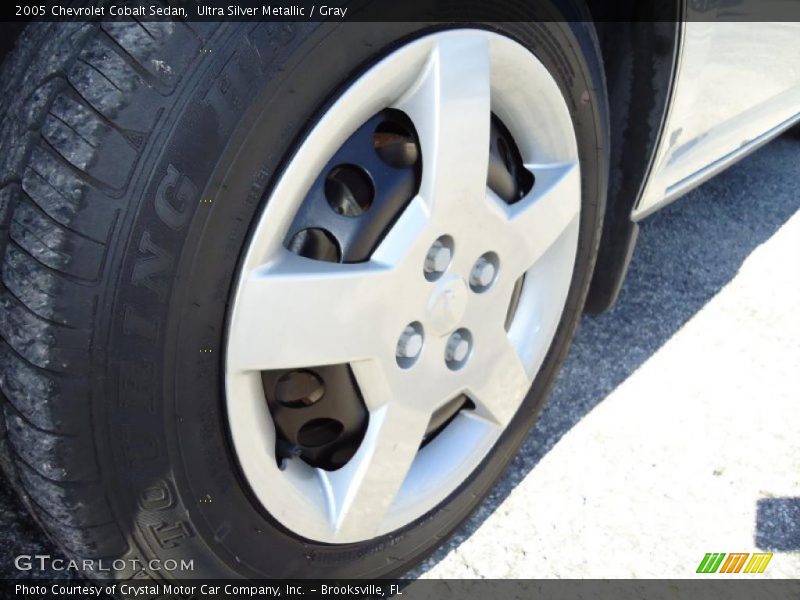 Ultra Silver Metallic / Gray 2005 Chevrolet Cobalt Sedan