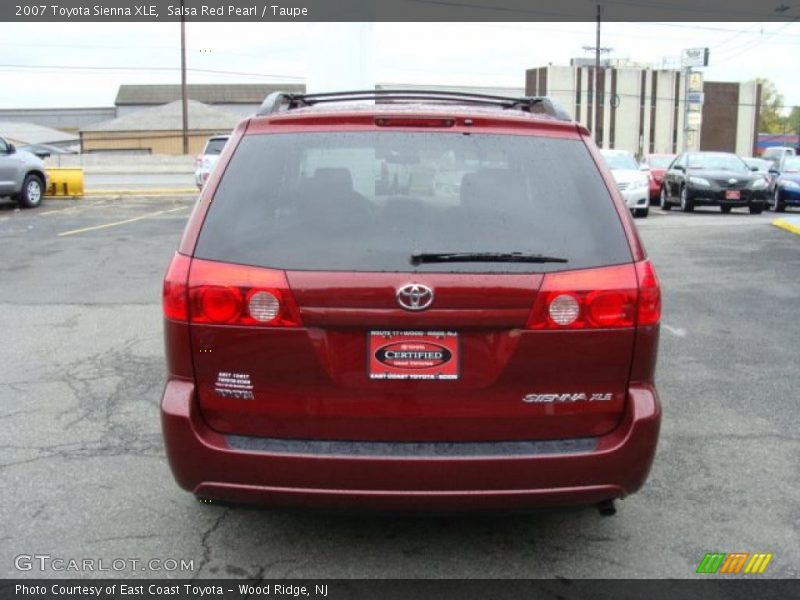 Salsa Red Pearl / Taupe 2007 Toyota Sienna XLE