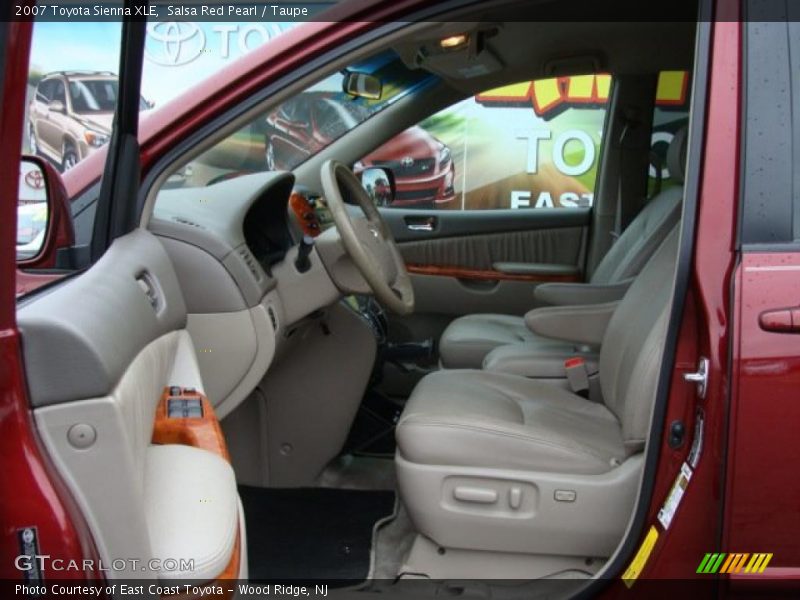 Salsa Red Pearl / Taupe 2007 Toyota Sienna XLE